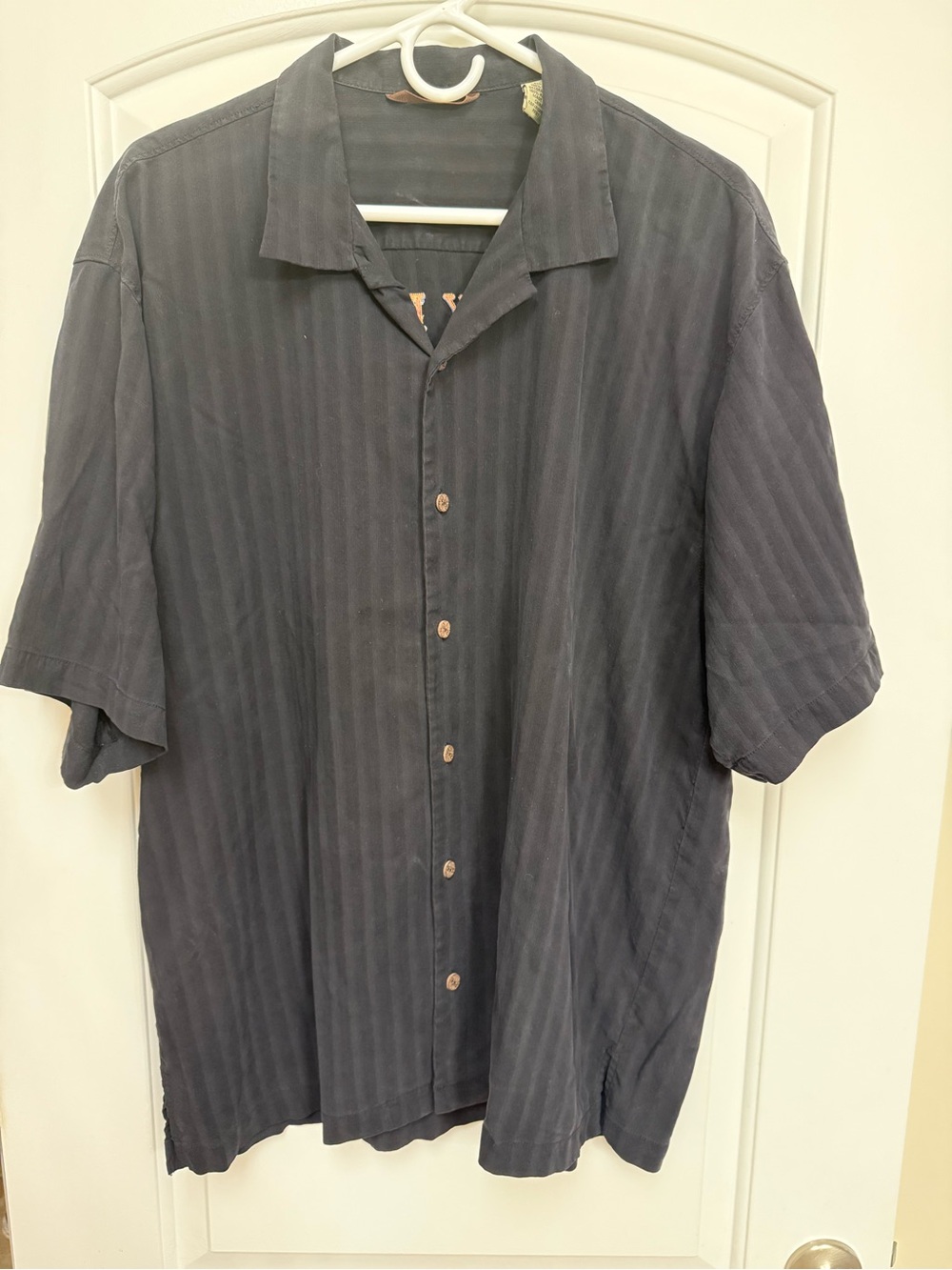 Tommy Bahama Black Short-Sleeve Casual Button-Down Shirt